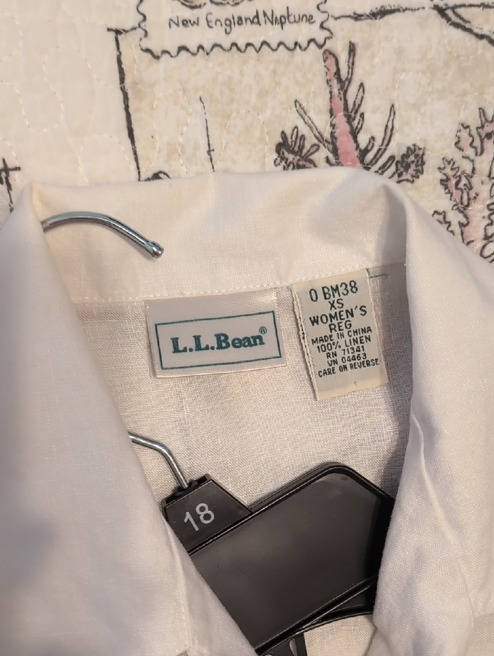 🌼L.L. Bean White Linen Short-Sleeve Button-Down Shirt - Picture 2 of 6